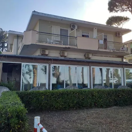 Quadruple For A Totally Relaxing 20 Meters From The Sea 3*