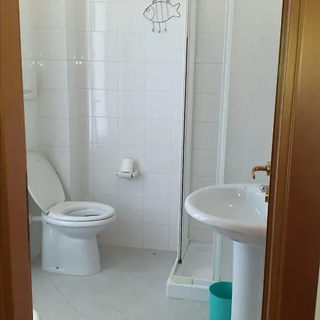 Bed & Breakfast Quadruple For A Totally Relaxing 20 Meters From The Sea Pineto