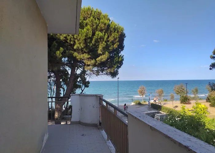 Quadruple For A Totally Relaxing 20 Meters From The Sea Pineto